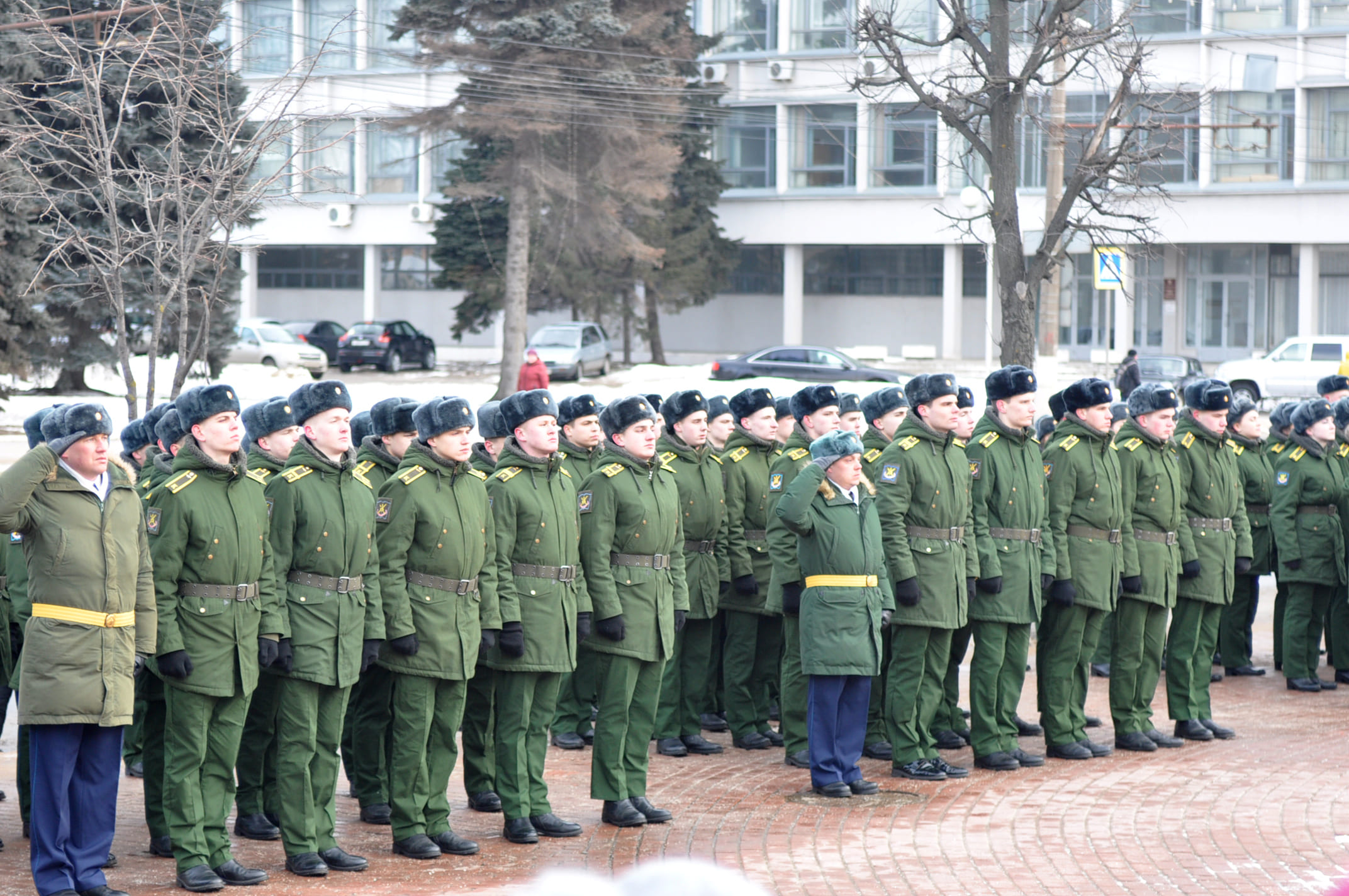 Строй площадь. Девочки военные город Тверь.